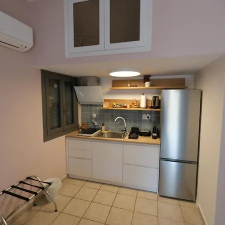 Central Apartments Kardamyli Exterior photo