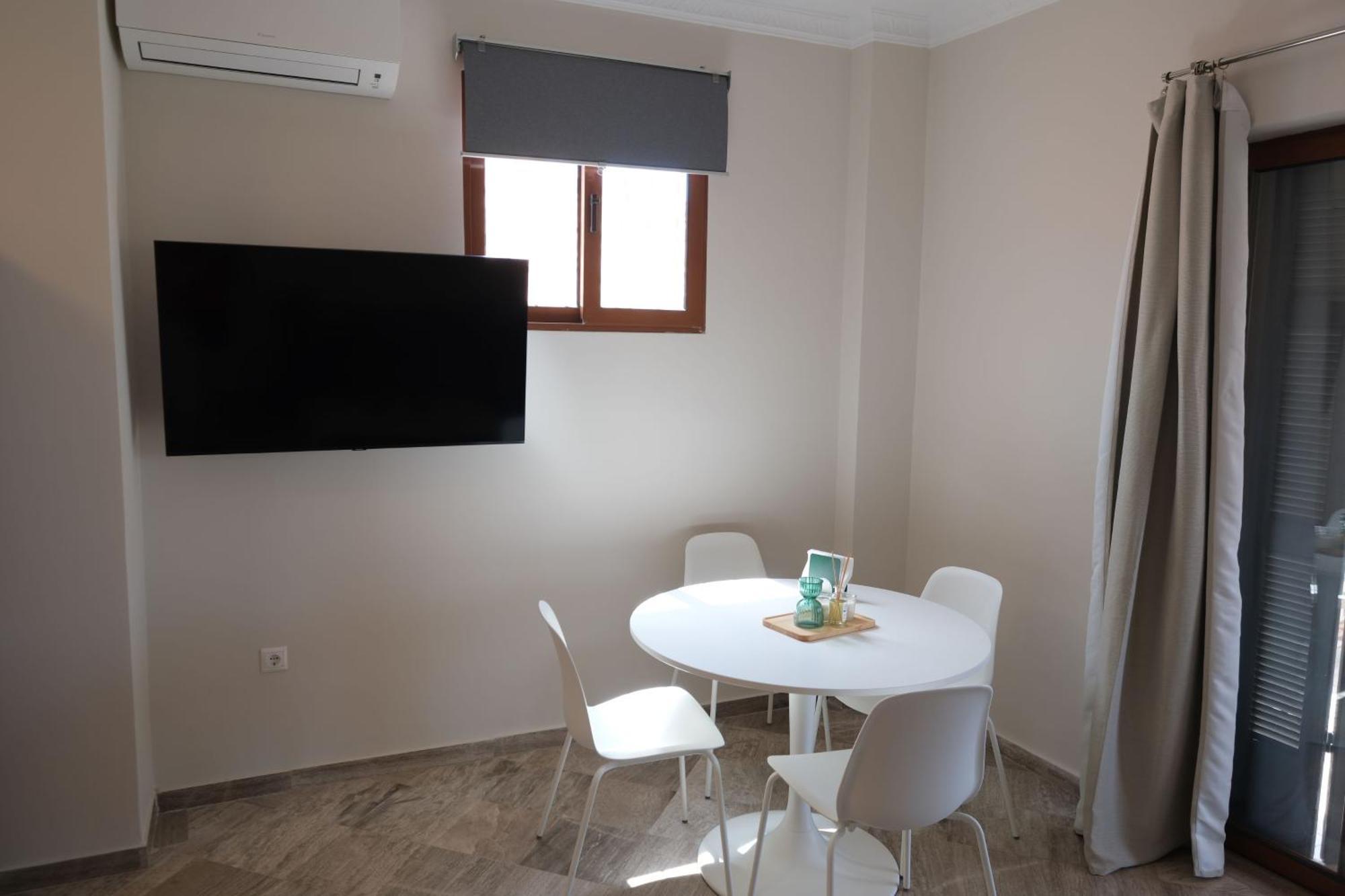 Central Apartments Apartament Kardamyli